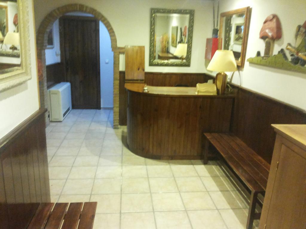 סיירה נבדה Hostal El Duende Blanco מראה חיצוני תמונה